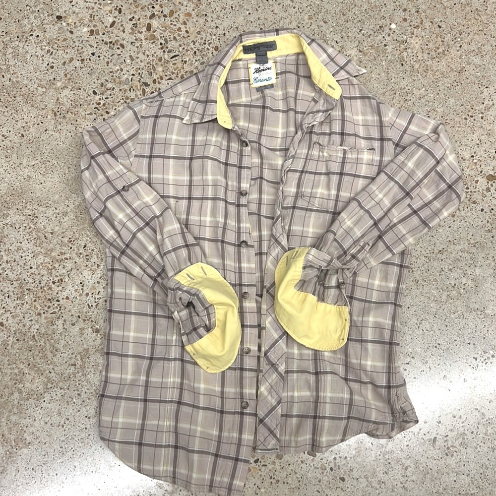 Men’s casual button down - GUC
